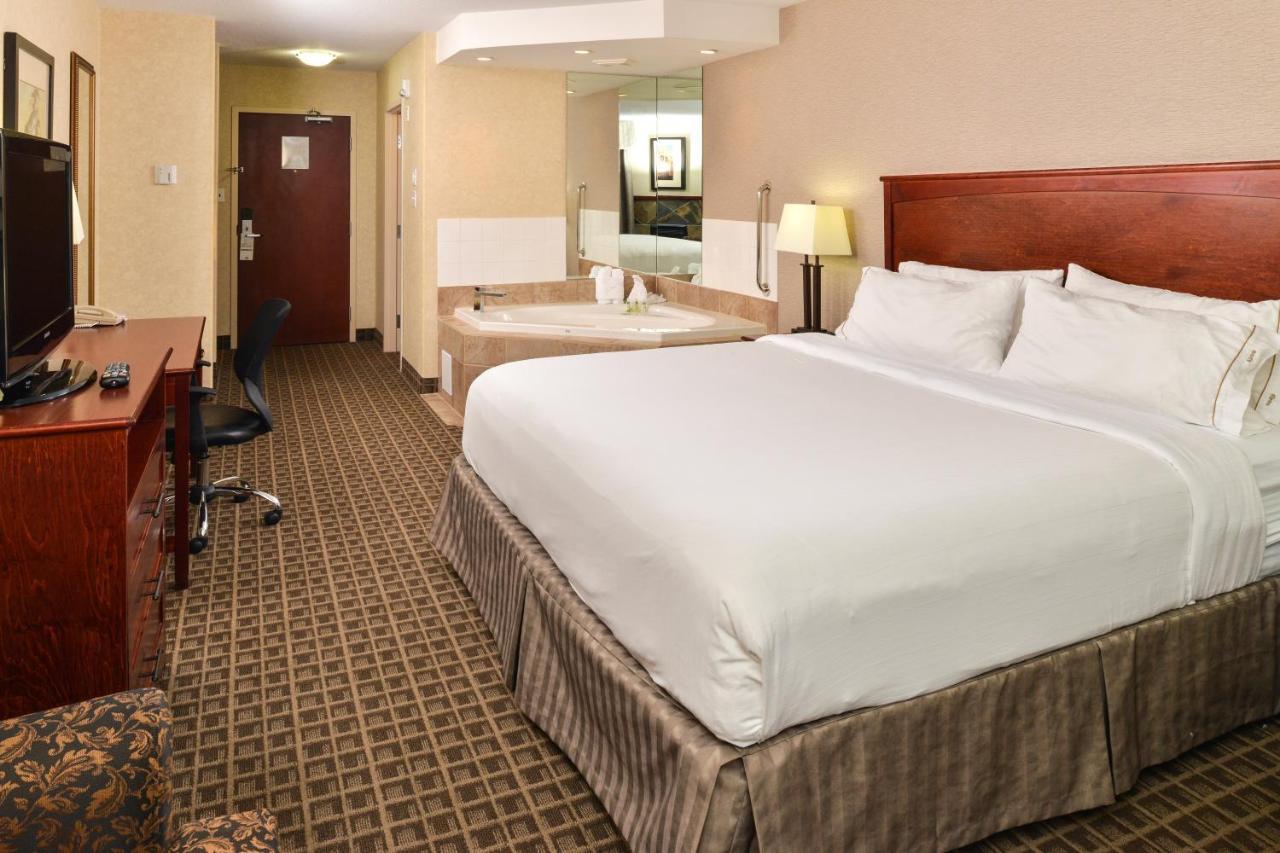 Holiday Inn Express Edmonton North By Ihg Eksteriør bilde