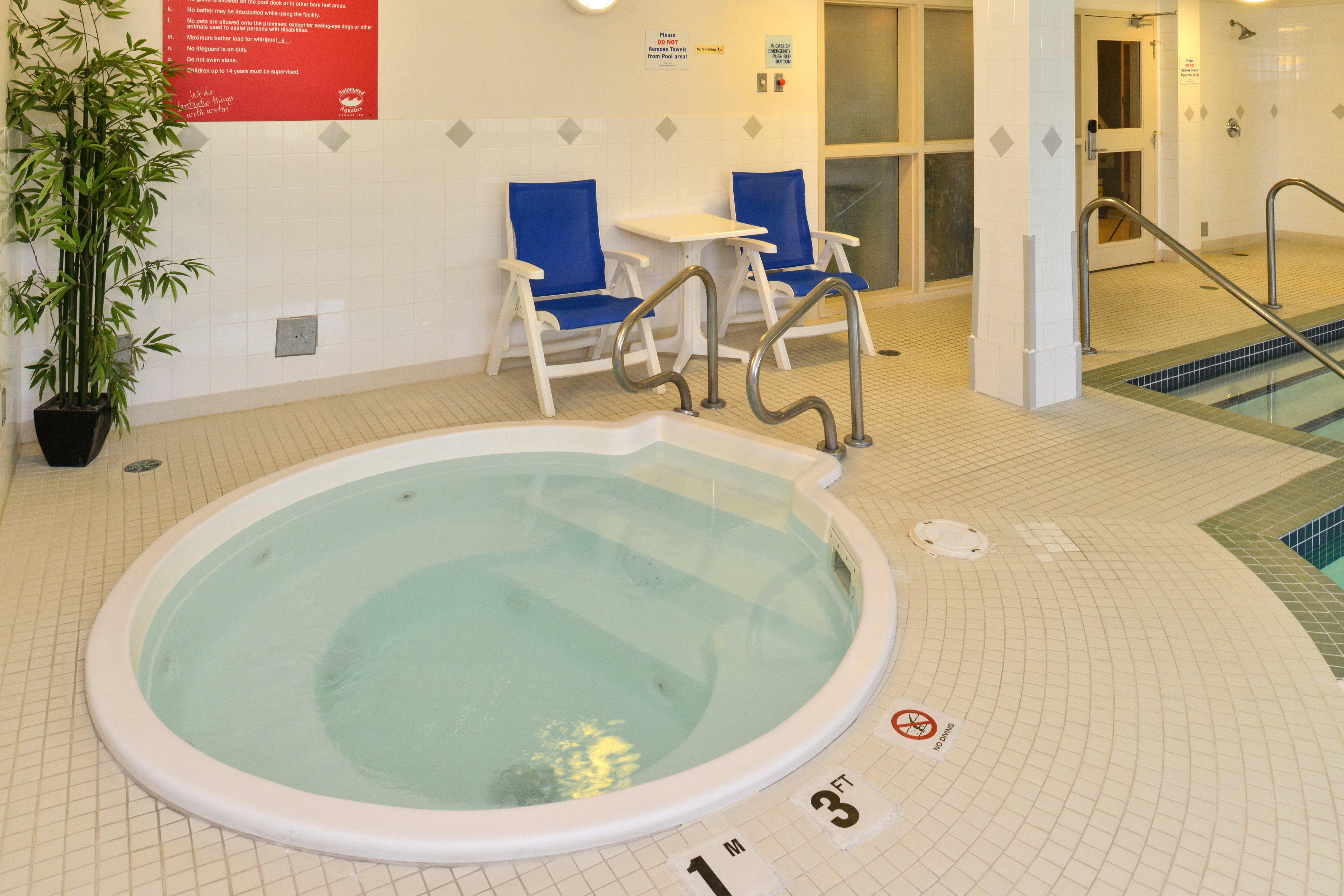 Holiday Inn Express Edmonton North By Ihg Eksteriør bilde