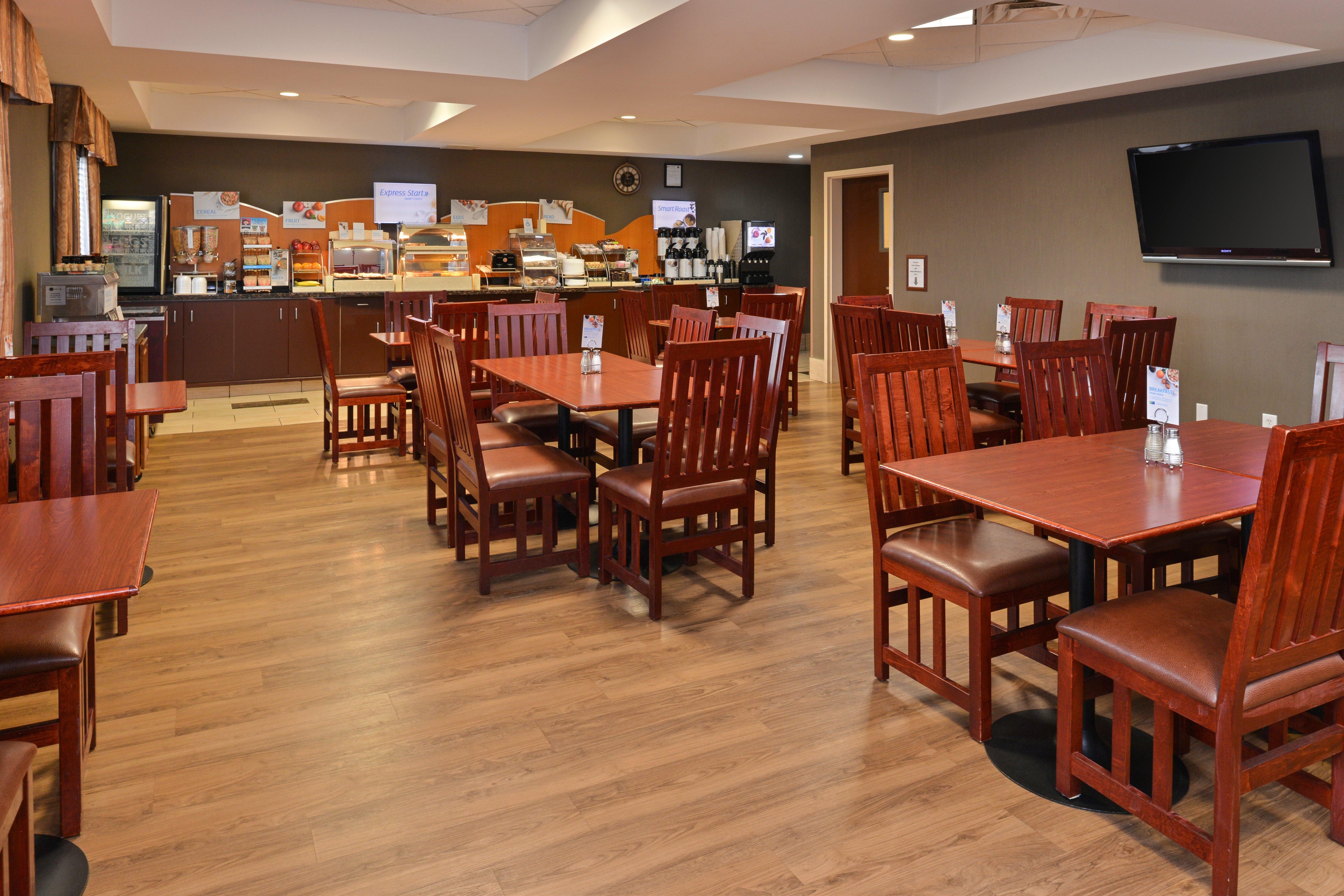 Holiday Inn Express Edmonton North By Ihg Eksteriør bilde