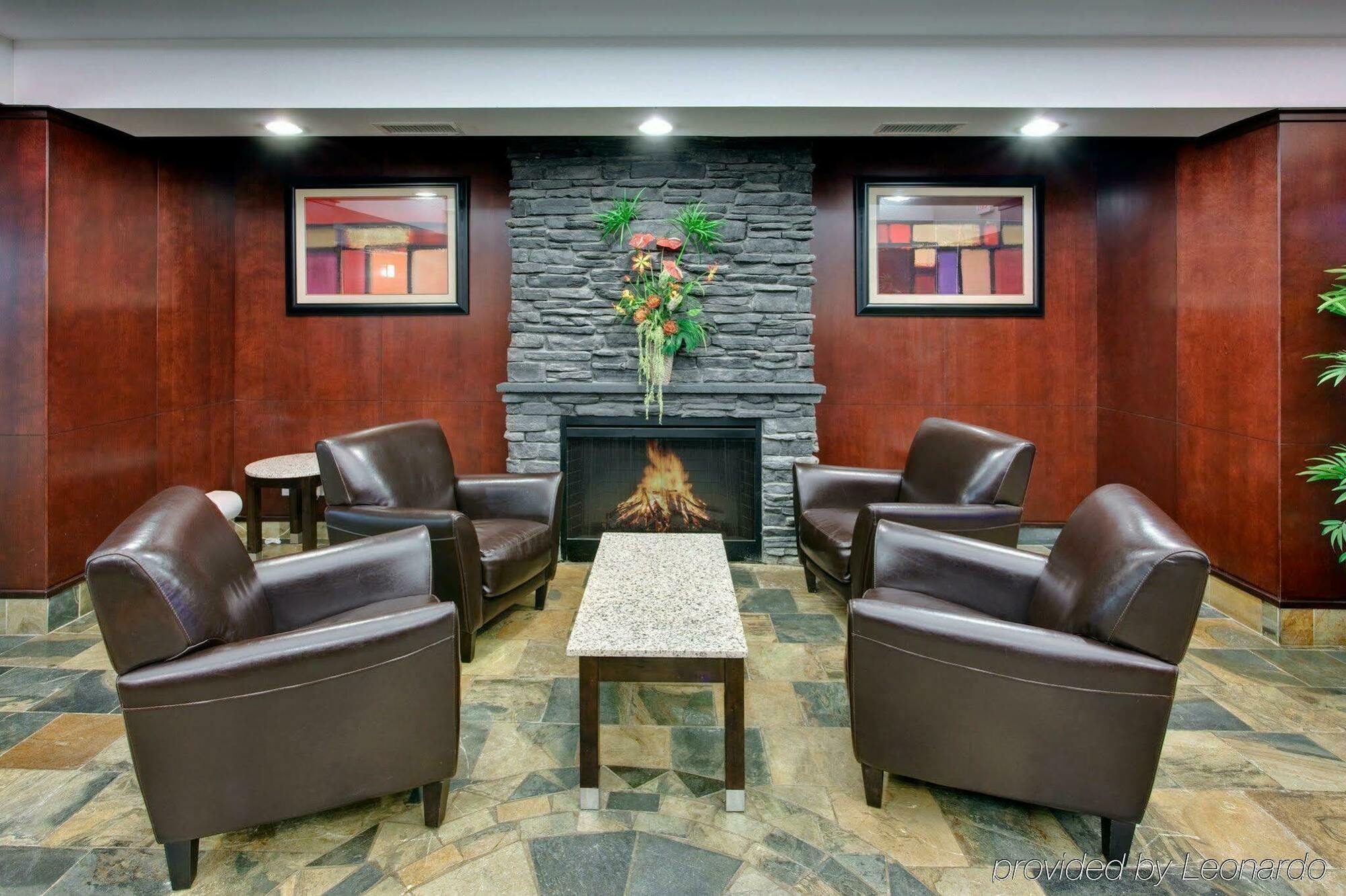 Holiday Inn Express Edmonton North By Ihg Eksteriør bilde